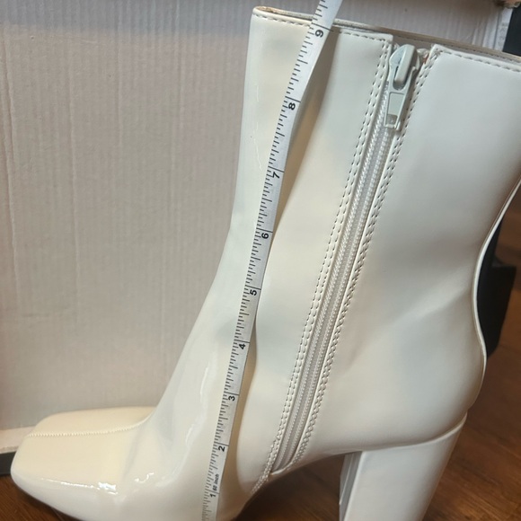 Lulus Bekka white patent square toe mid calf boot, size 7 1/2.  Brand new! - Picture 9 of 11